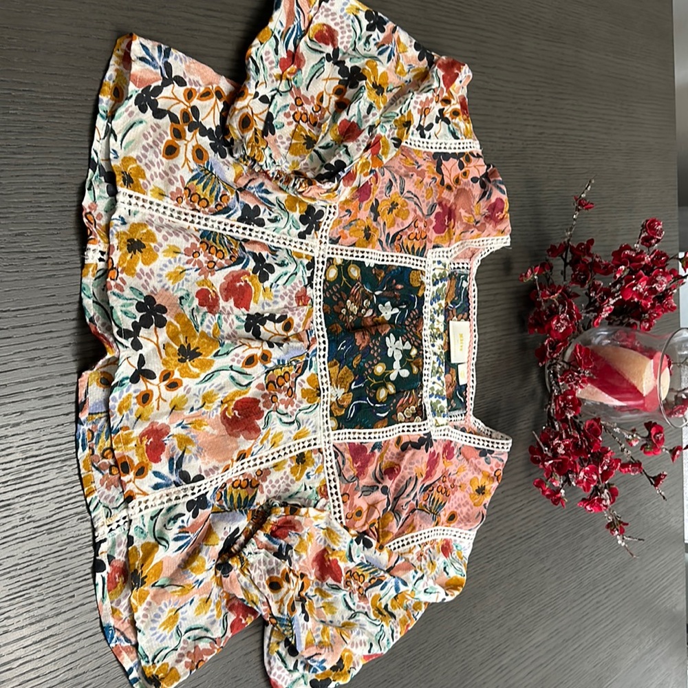 Great condition super cute blouse